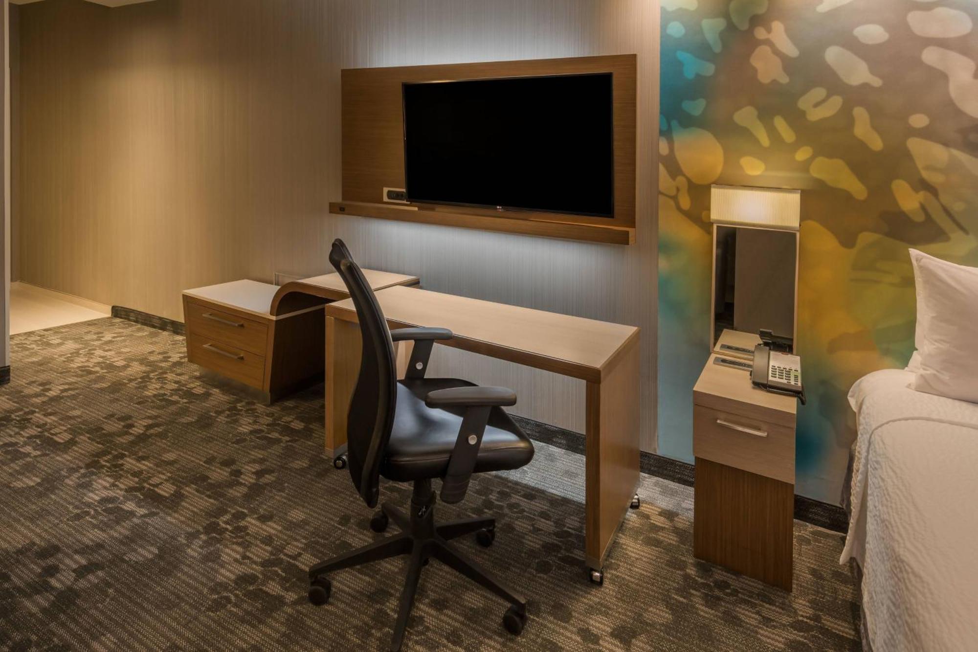 Hotel Courtyard By Marriott Downtown/riverfront