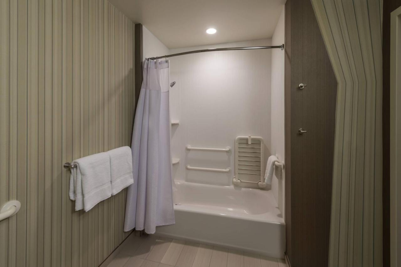 Hotel Courtyard By Marriott Downtown/riverfront